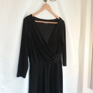 Jones & Co Dress Black Faux Wrap V neck | Size 8